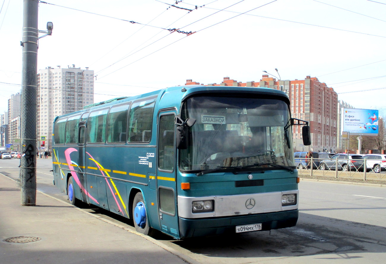 Sanktpēterburga, Mercedes-Benz O303-15RHS Lider № Х 094 МХ 178