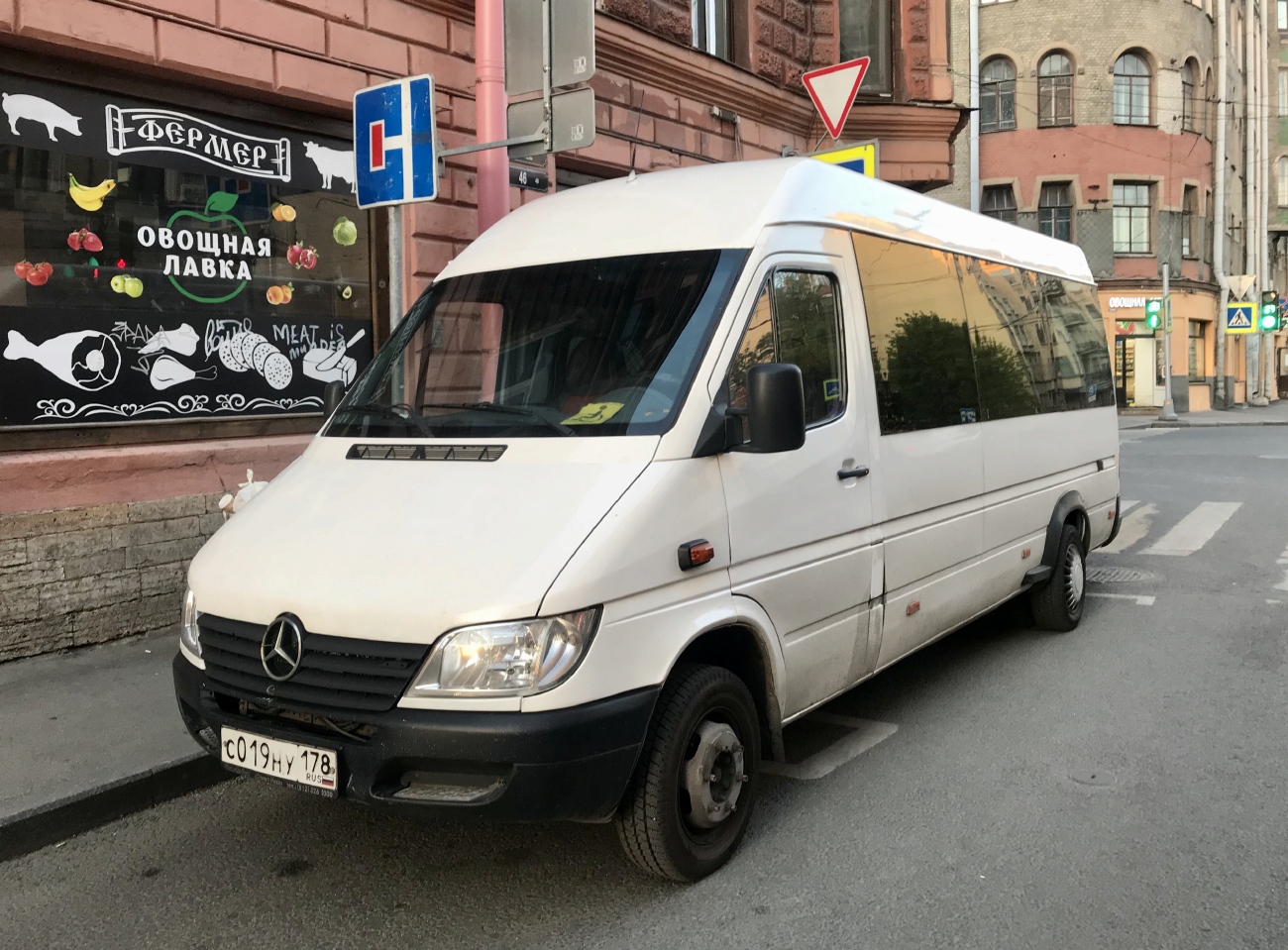 Санкт-Петербург, Mercedes-Benz Sprinter W904 408CDI № С 019 НУ 178