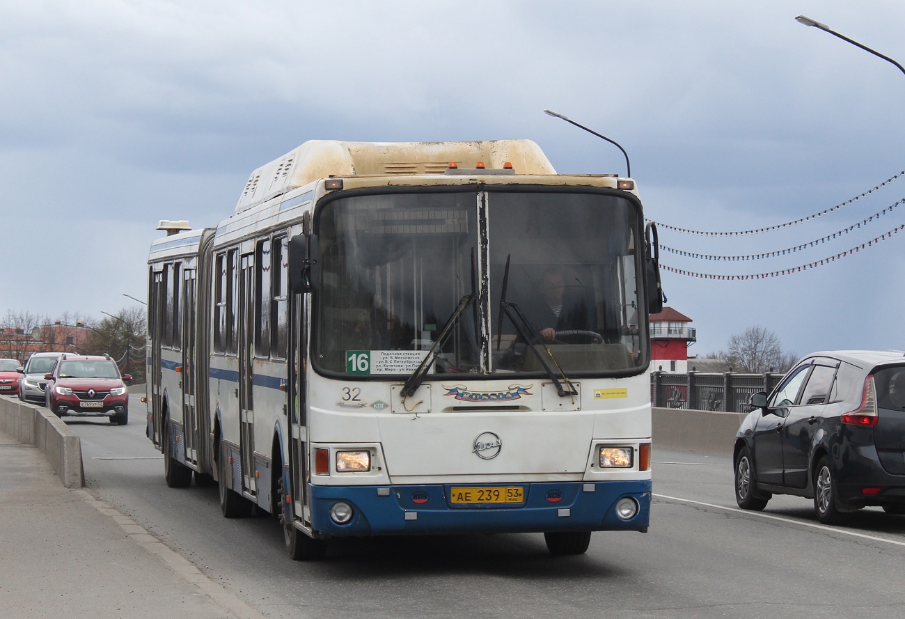 Новгородская область, ЛиАЗ-6212.70 № 32