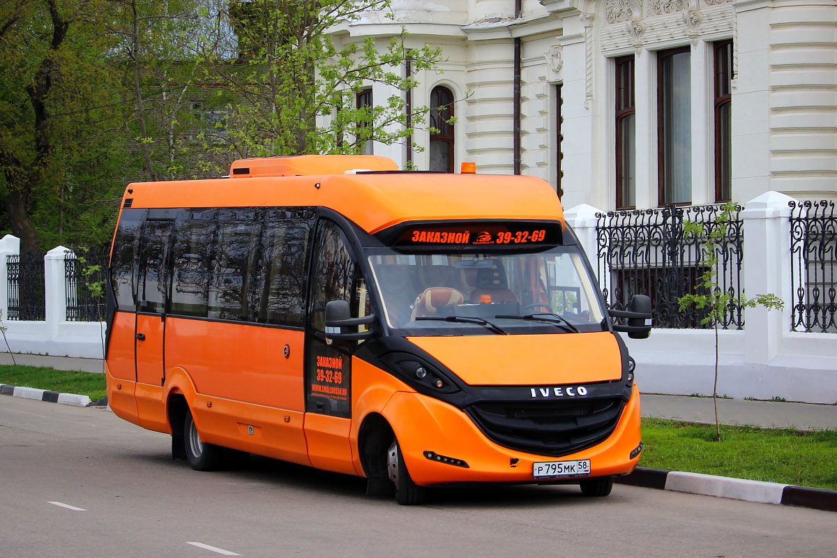 Пензенская область, FOX-2250 № Р 795 МК 58