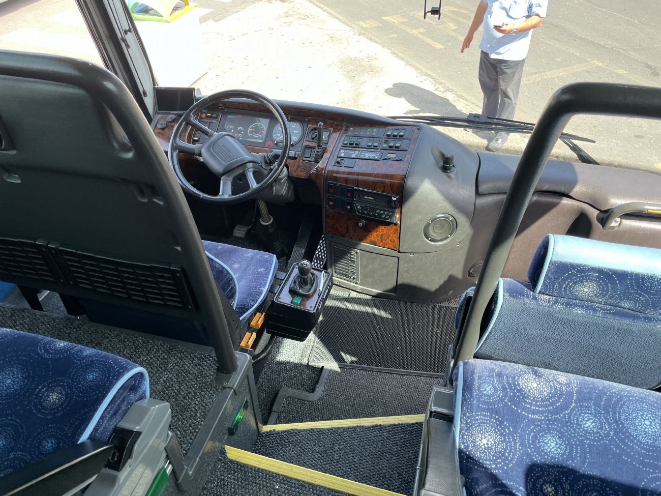 Италия, Irizar Century II 12.37 № DT 900ZH