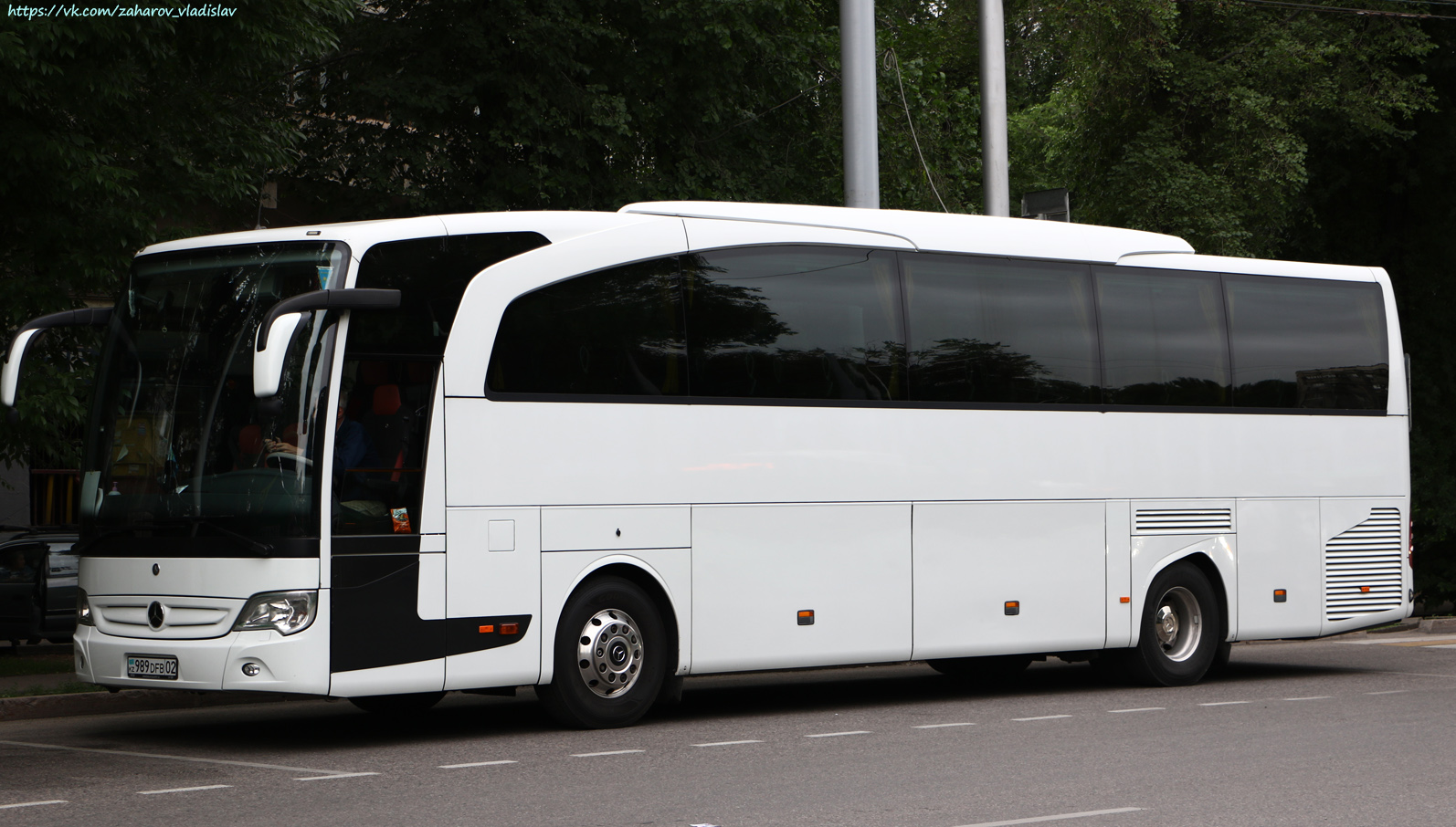 Almaty, Mercedes-Benz Travego II 15RHD facelift sz.: 989 DFB 02