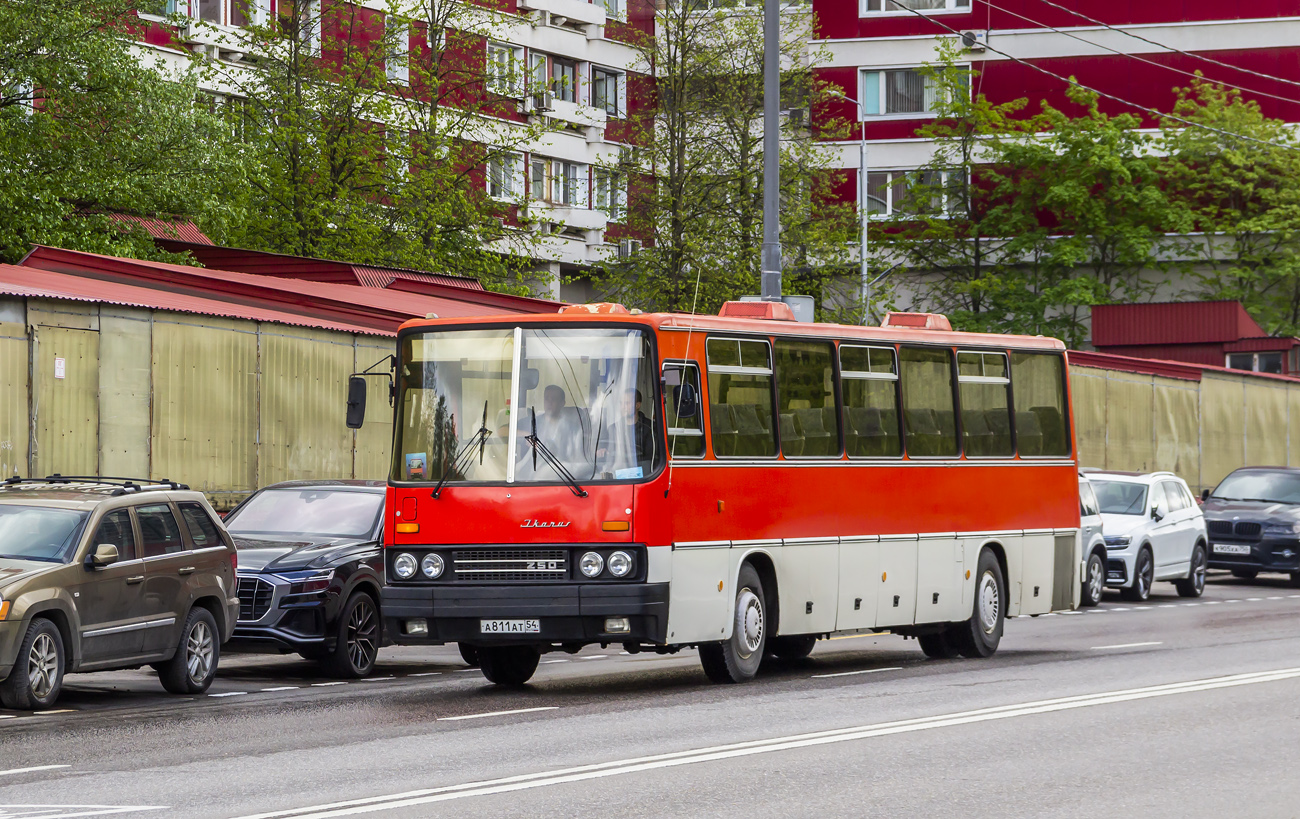 Москва, Ikarus 250.93 № А 811 АТ 54