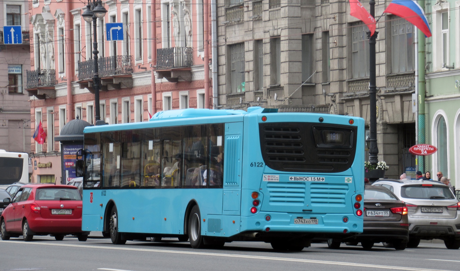 Szentpétervár, Volgabus-5270.G2 (LNG) sz.: 6122
