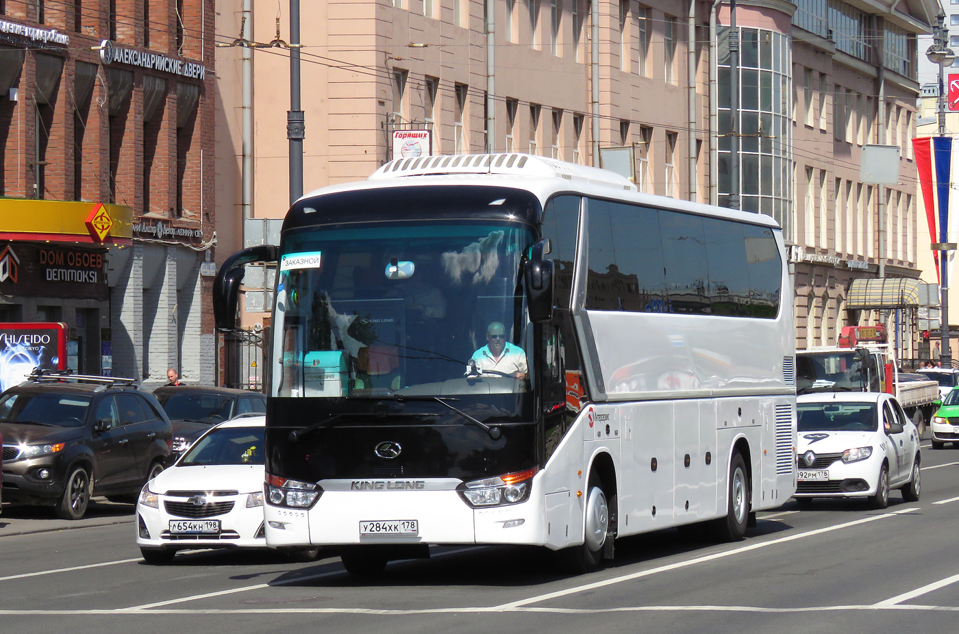 Санкт-Пецярбург, King Long XMQ6129Y № У 284 ХК 178