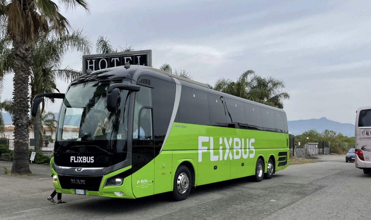 Италия, MAN R09 Lion's Coach C RHC514 C № GB 647GC