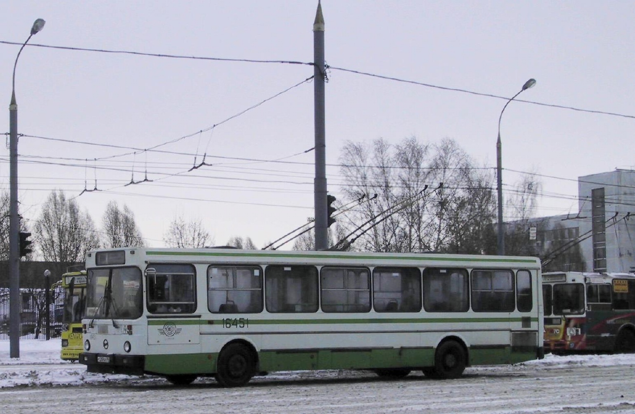 Москва, ЛиАЗ-5256.25 № 16451