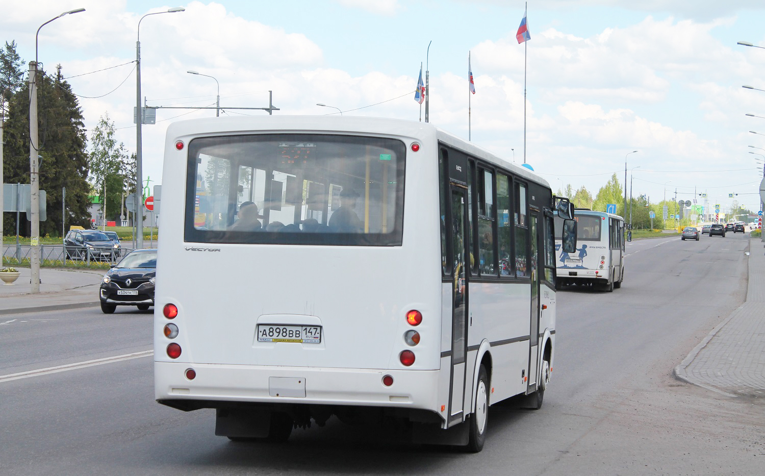 Ленинградская область, ПАЗ-320412-05 "Вектор" № А 898 ВВ 147