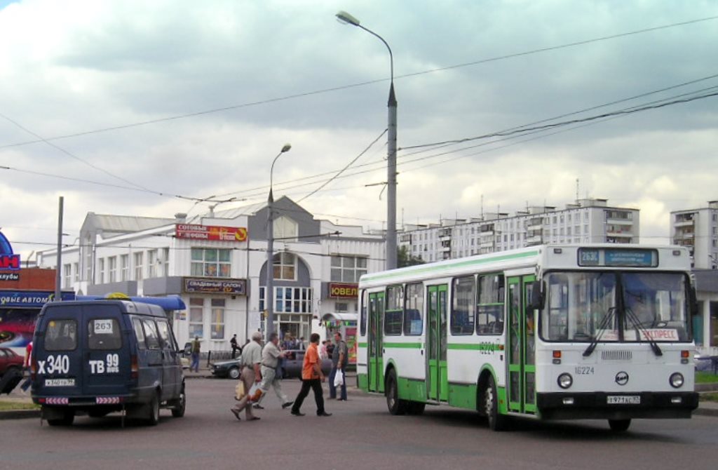 Москва, ГАЗ-322132 (X89-BF3) № Х 340 ТВ 99; Москва, ЛиАЗ-5256.25 № 16224