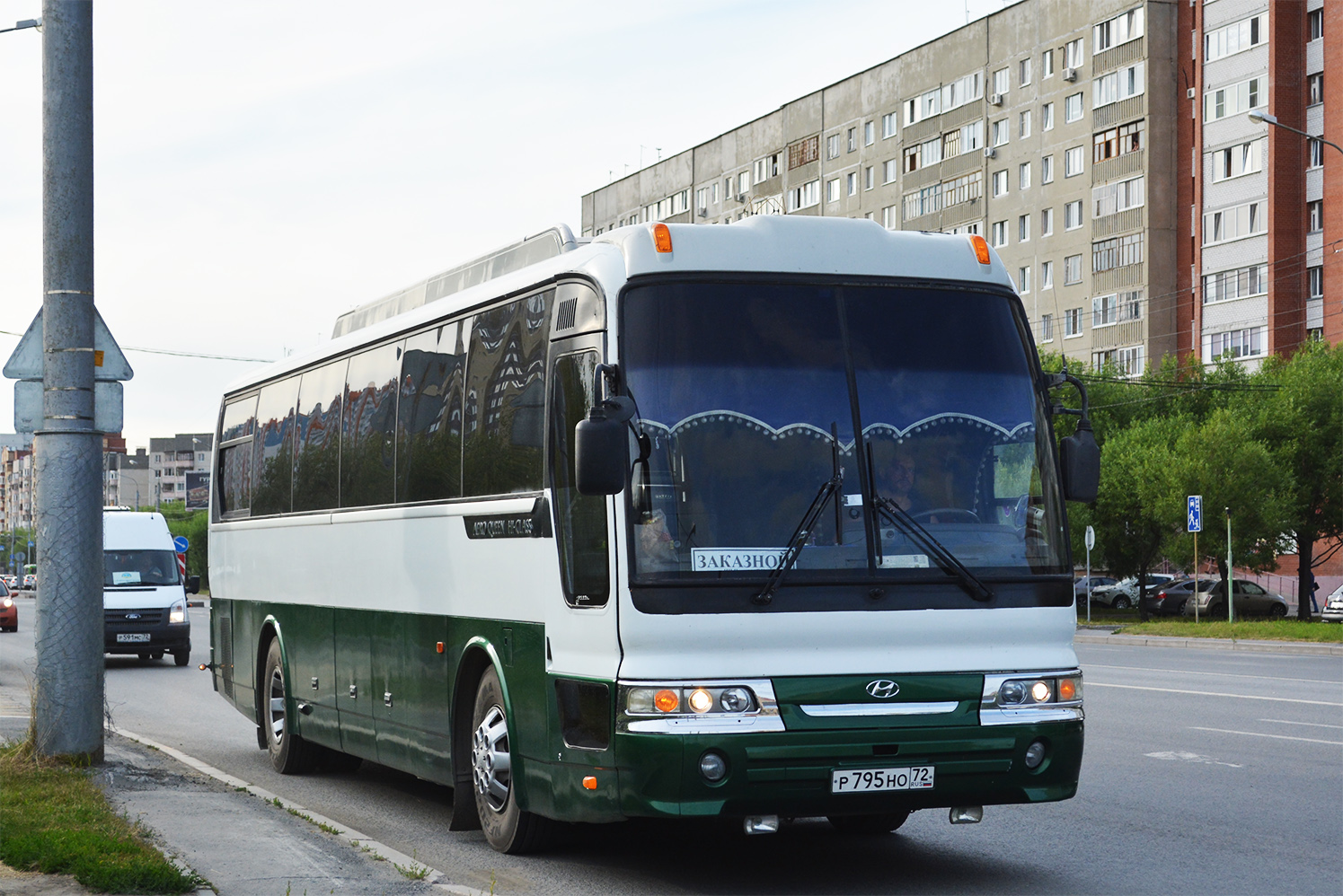 Тюменская область, Hyundai AeroQueen II № Р 795 НО 72