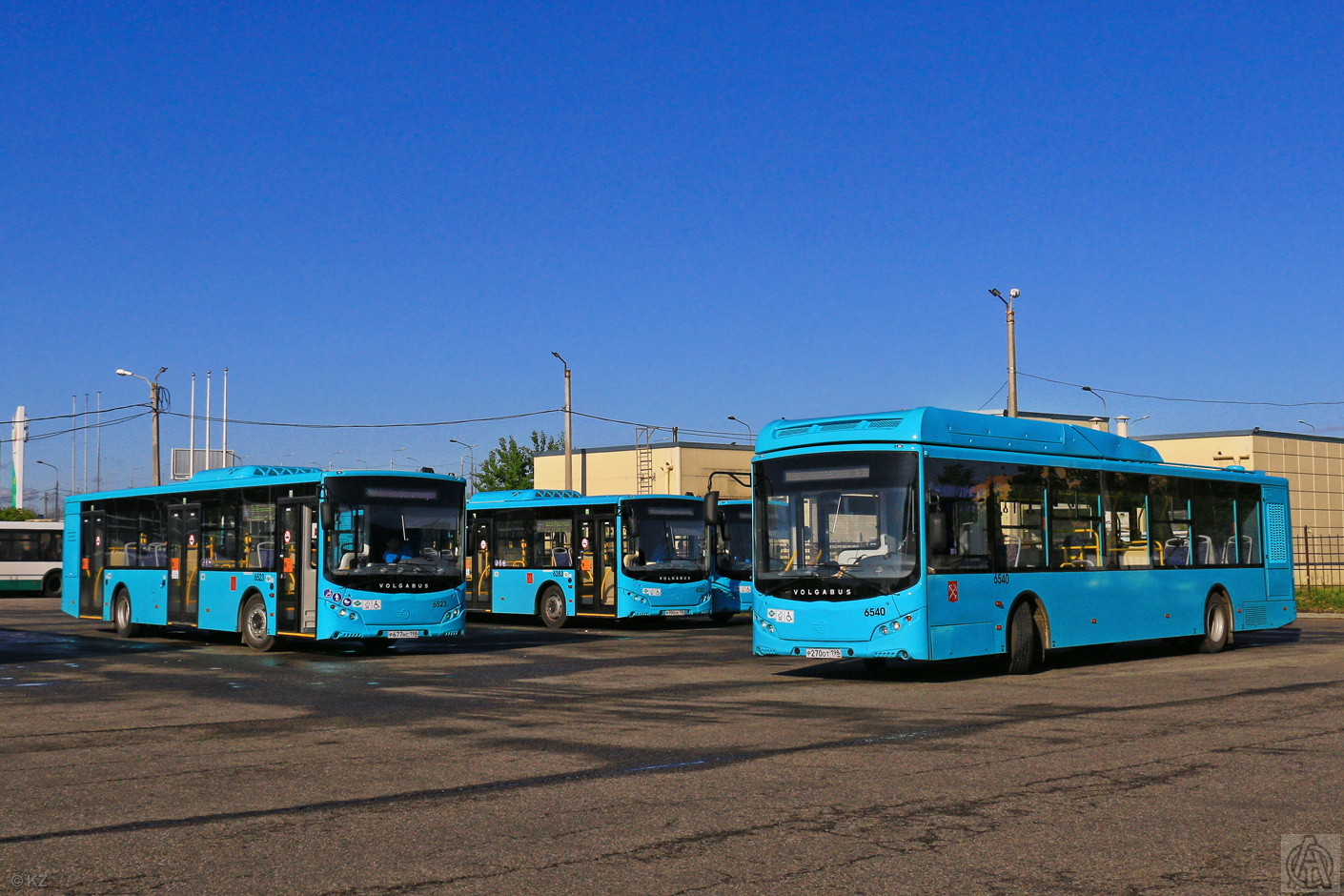 Saint Petersburg, Volgabus-5270.G2 (LNG) # 6523; Saint Petersburg, Volgabus-5270.G4 (CNG) # 6540