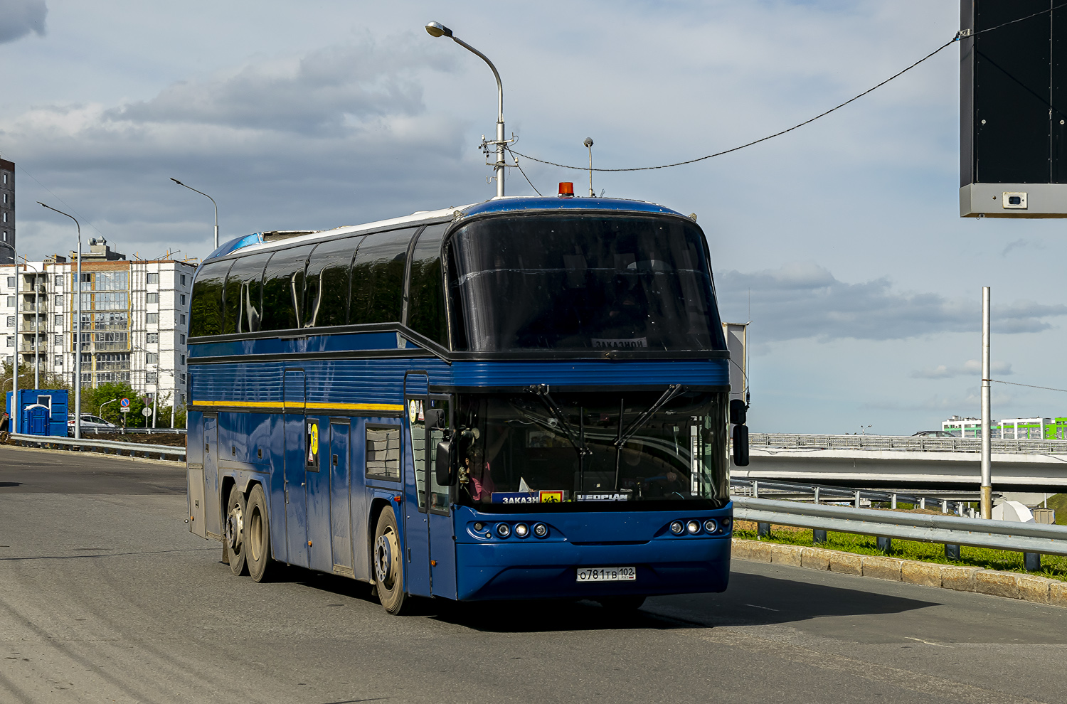 Башкортостан, Neoplan N117/3H Spaceliner № О 781 ТВ 102