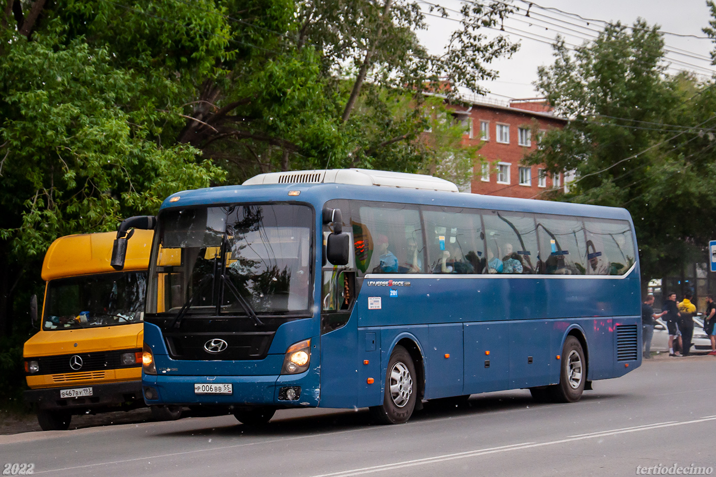 Омская область, Hyundai Universe Space Luxury № Р 006 ВВ 55