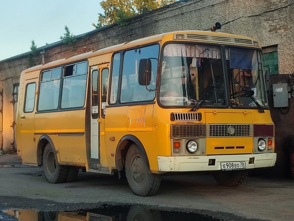 Томская область, ПАЗ-32053-70 № Е 908 ЕО 70