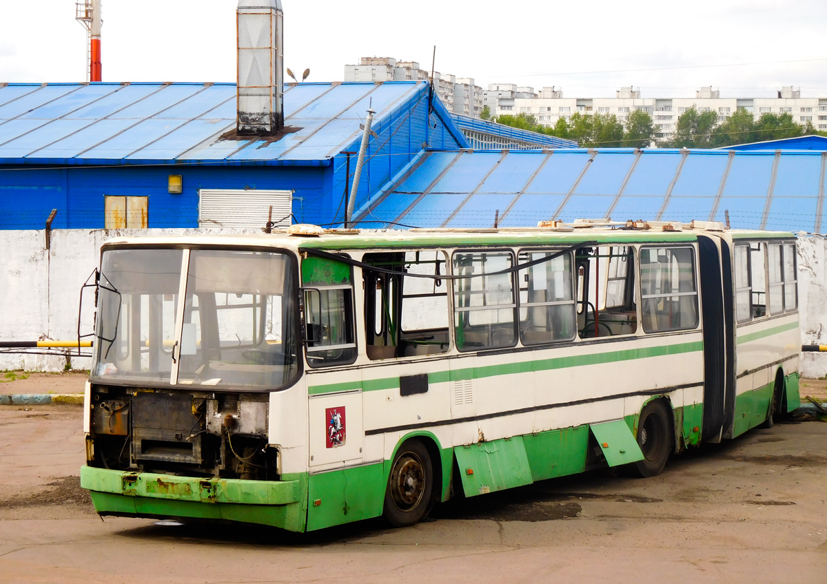 Москва, Ikarus 280.33M № 09479