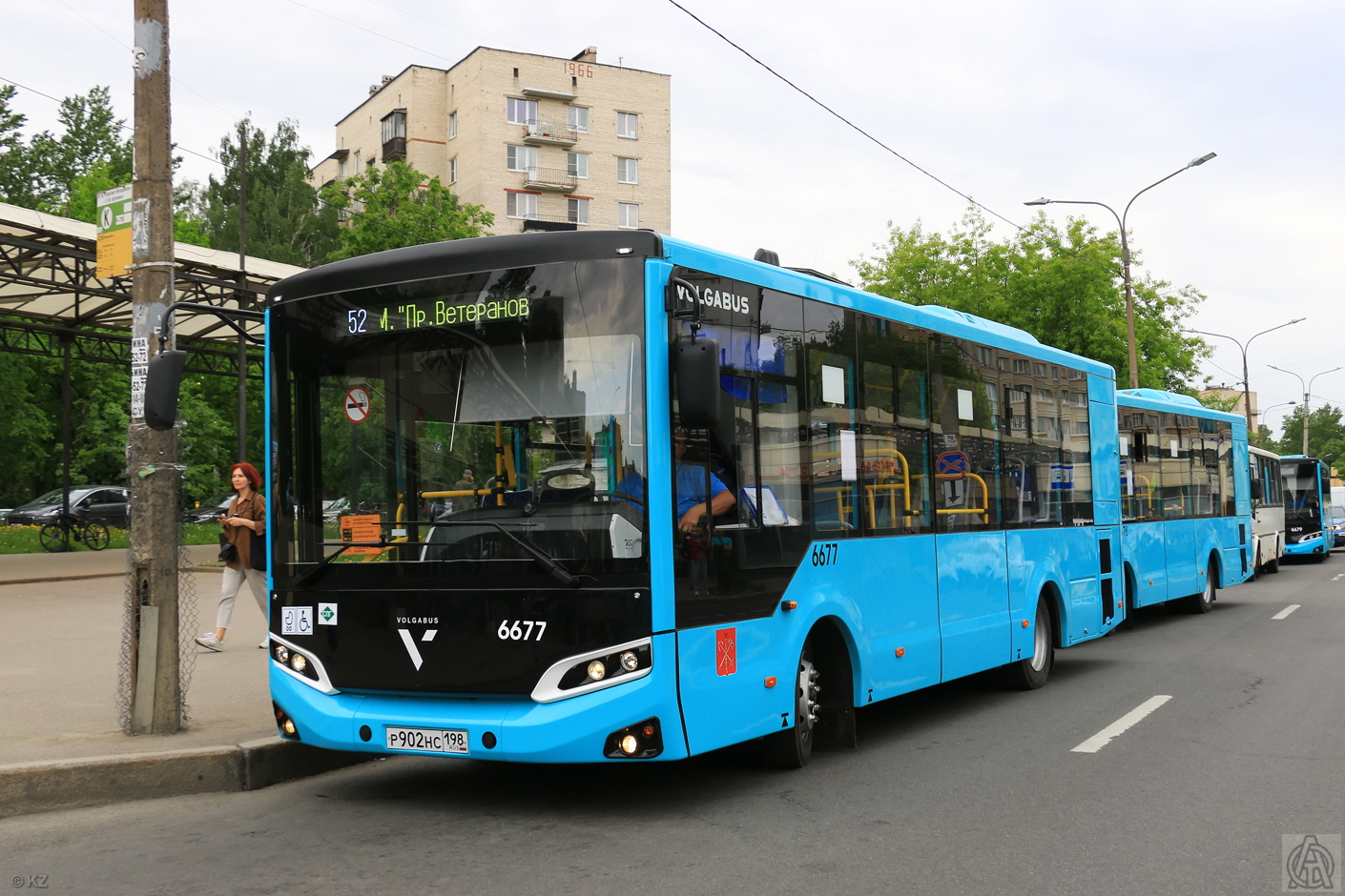 Szentpétervár, Volgabus-4298.G4 (LNG) sz.: 6677