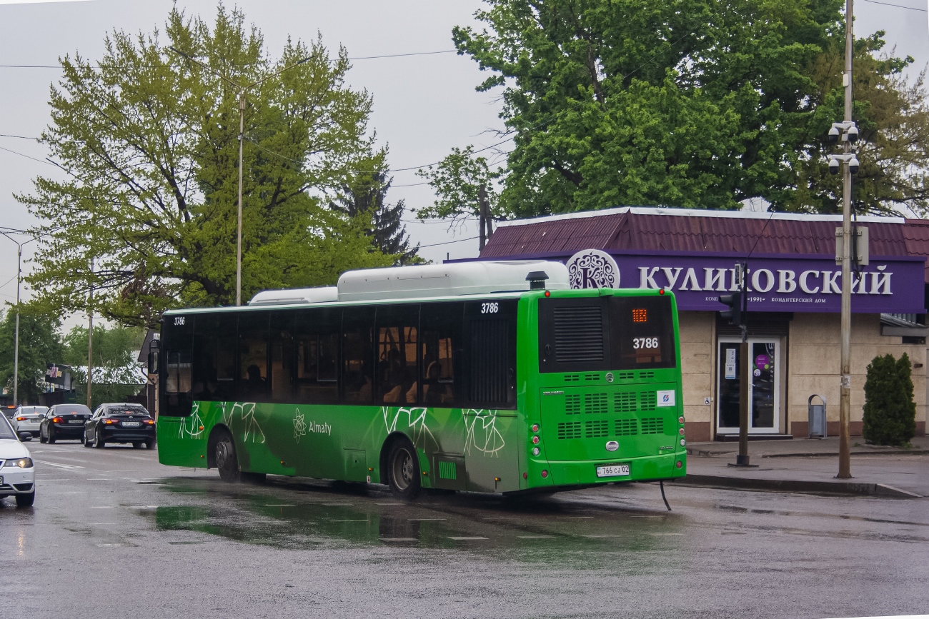 Алматы, Golden Dragon XML6125CN (Hyundai Trans Auto) № 3786