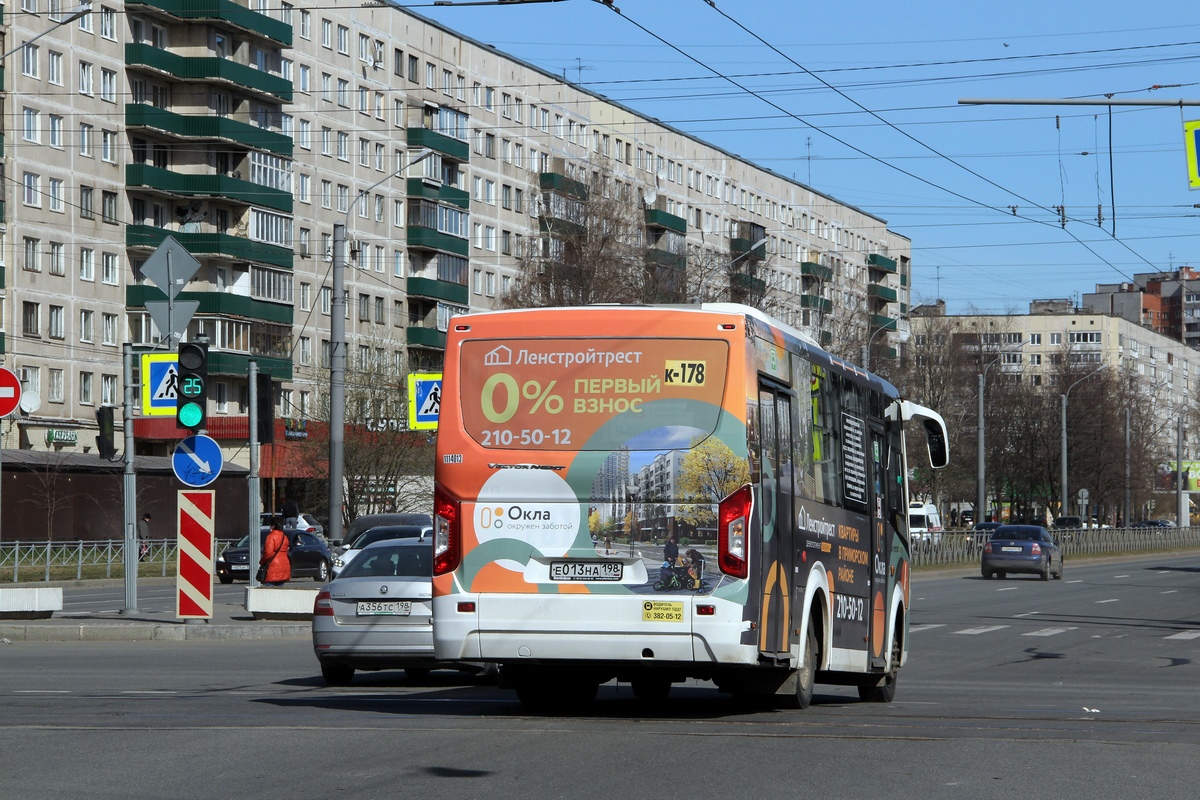 Санкт-Петербург, ПАЗ-320435-04 "Vector Next" № Е 013 НА 198