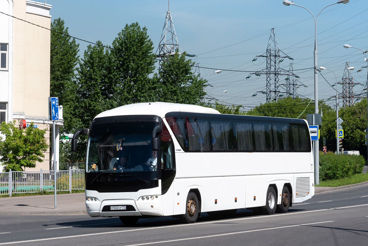 Смоленская область, Neoplan P22 N2216/3SHDL Tourliner L № Р 540 ОР 77