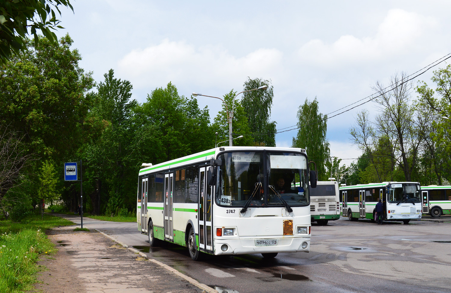 Sankt Petersburg, LiAZ-5256.60 Nr. 3742