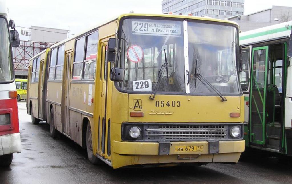 Moskva, Ikarus 280.33 č. 05403