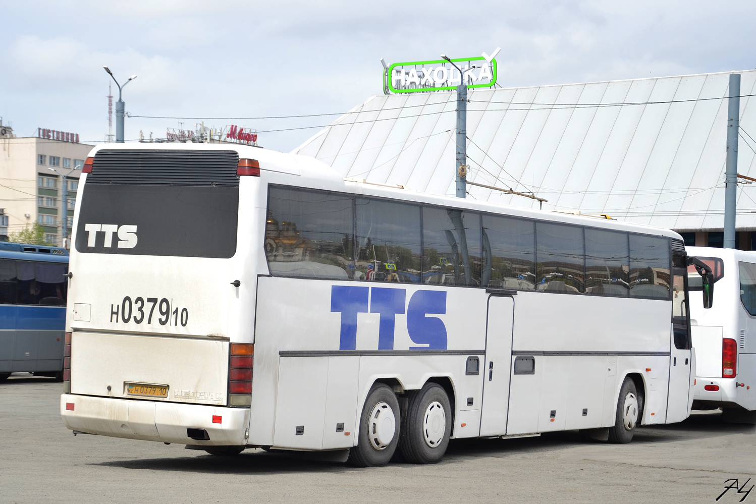 Kostanay province, Neoplan N316/3SHD Transliner Nr. H 0379 10