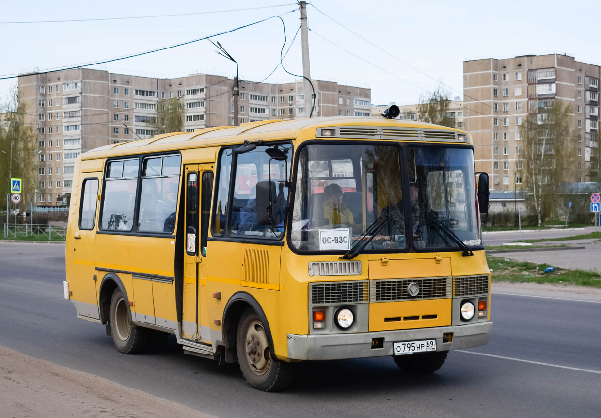 Тверская область, ПАЗ-32053-70 № О 795 НР 69