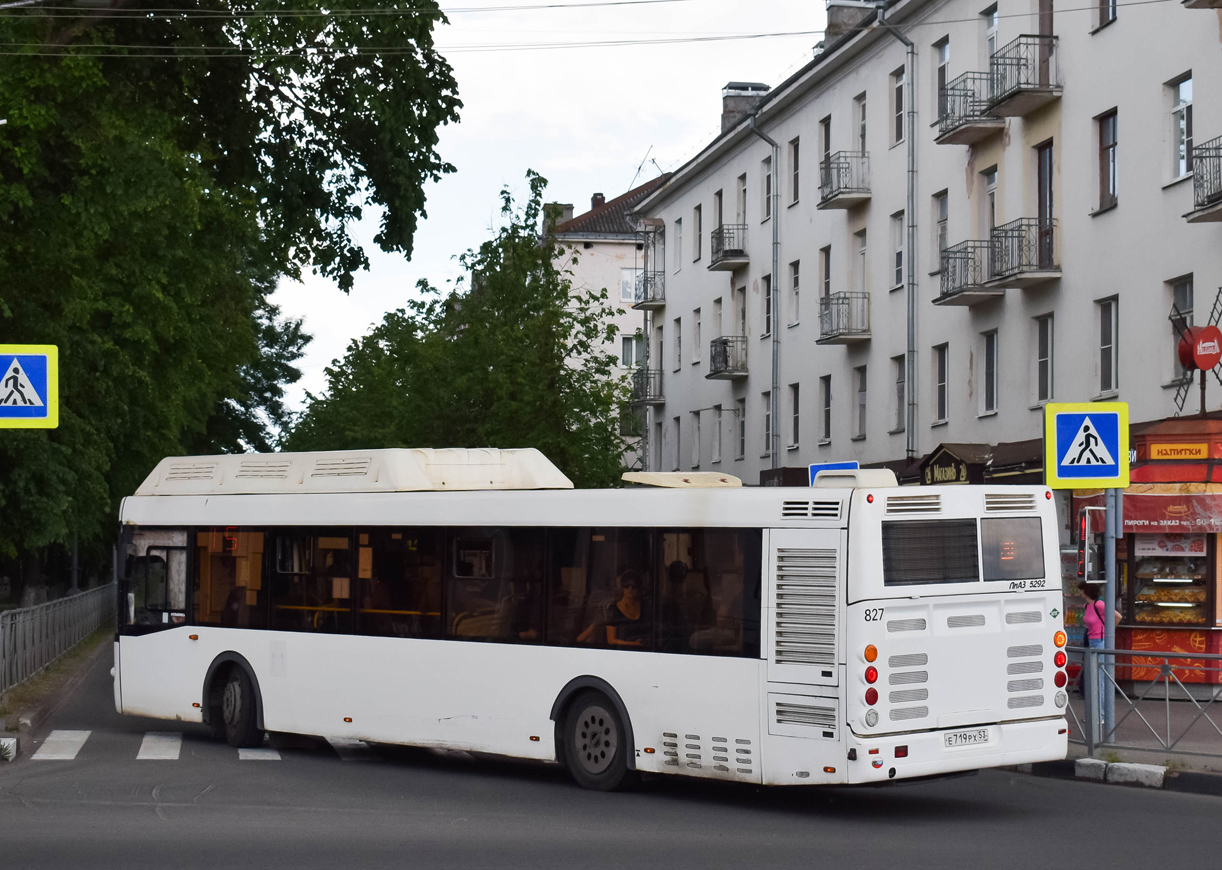 Новгородская область, ЛиАЗ-5292.67 (CNG) № 827
