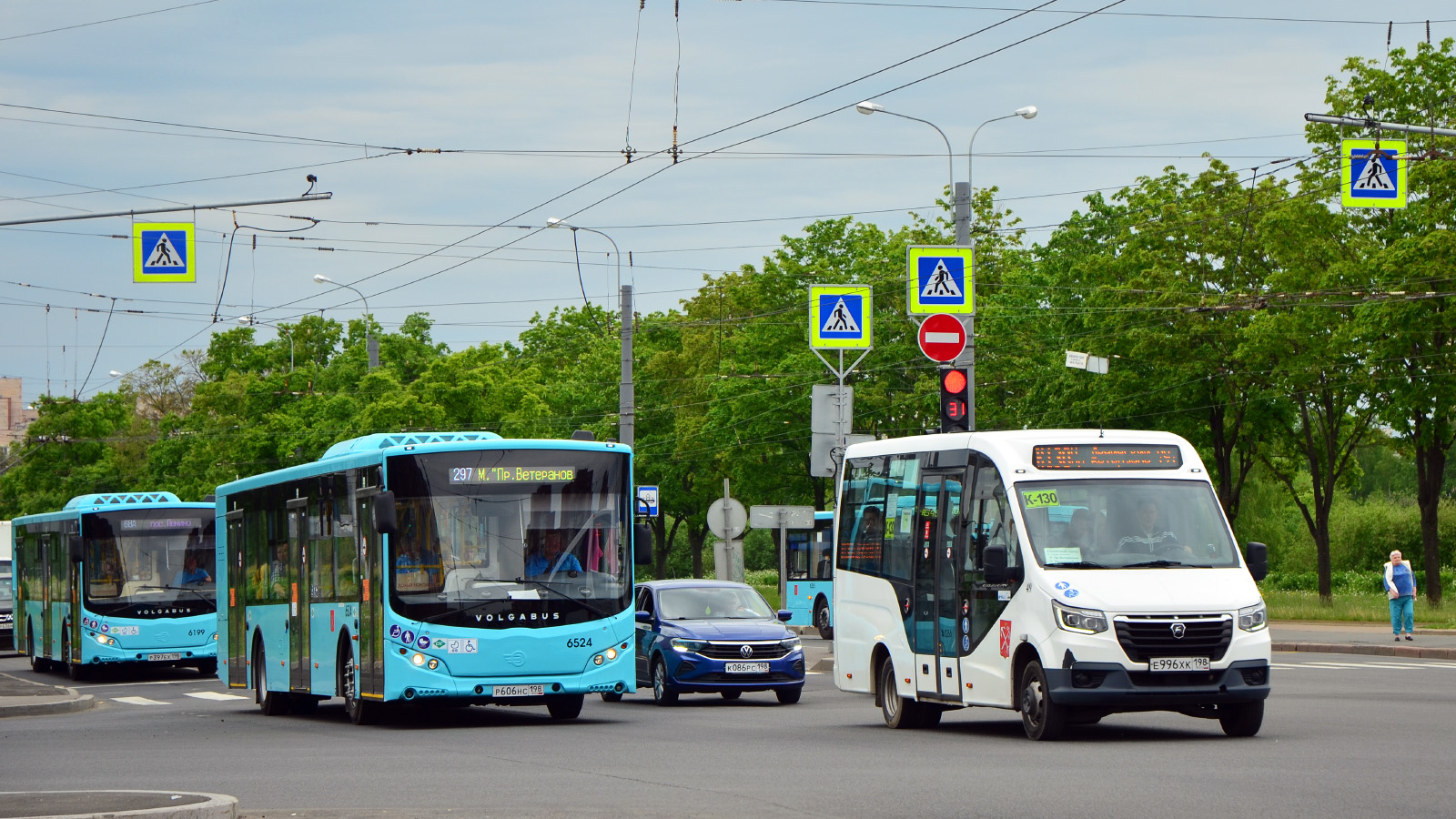 Saint Petersburg, Volgabus-5270.G2 (LNG) # 6524; Saint Petersburg, GAZ-A68R52 City # 49