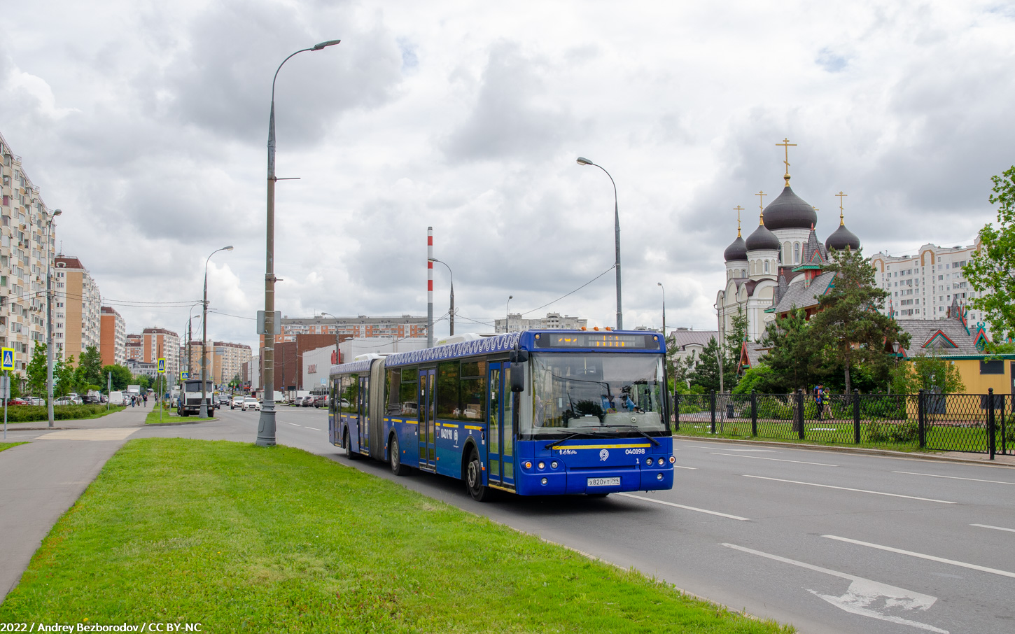 Москва, ЛиАЗ-6213.22 № 040198