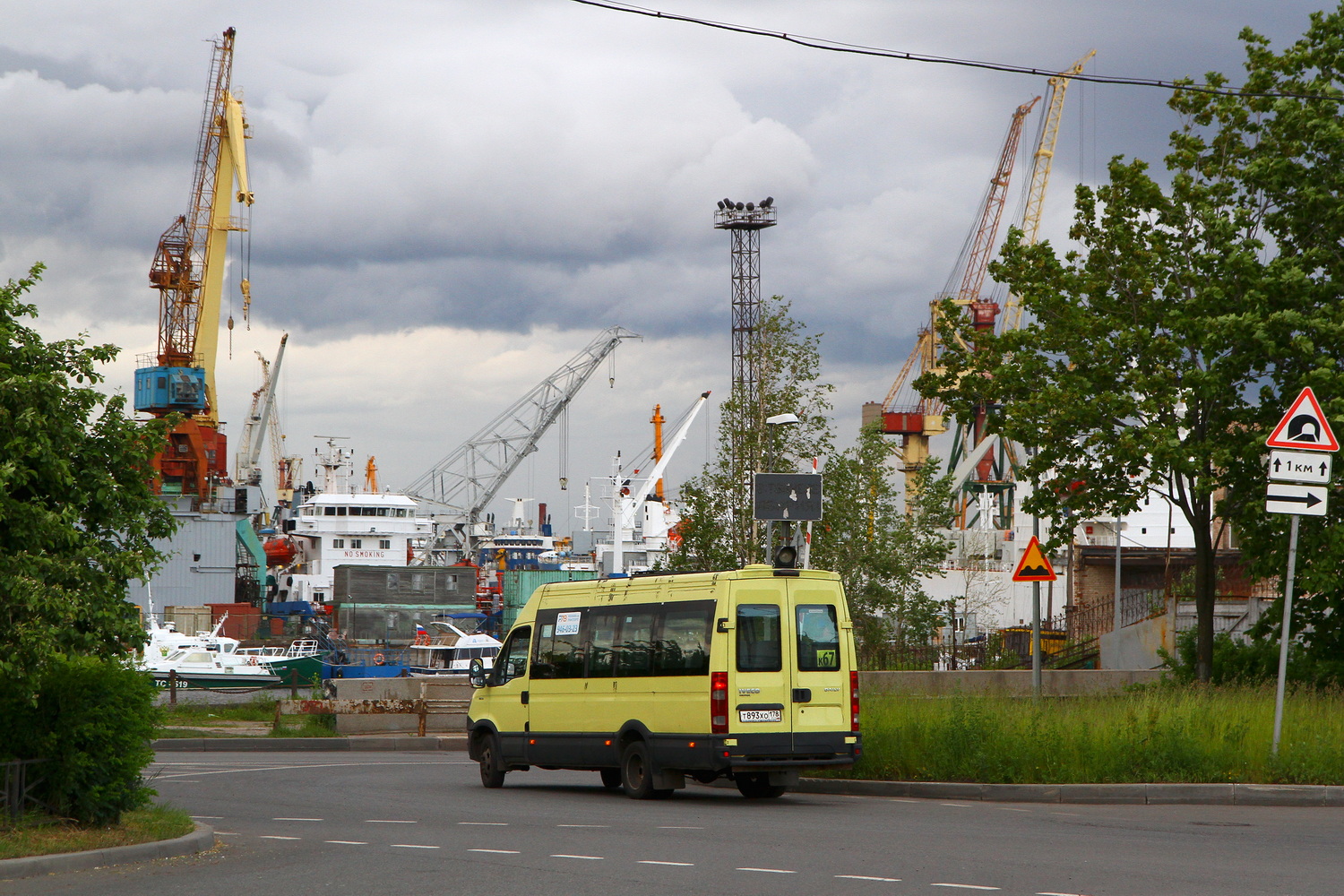 Saint Petersburg, Nizhegorodets-2227UU (IVECO Daily) # Т 893 ХО 178