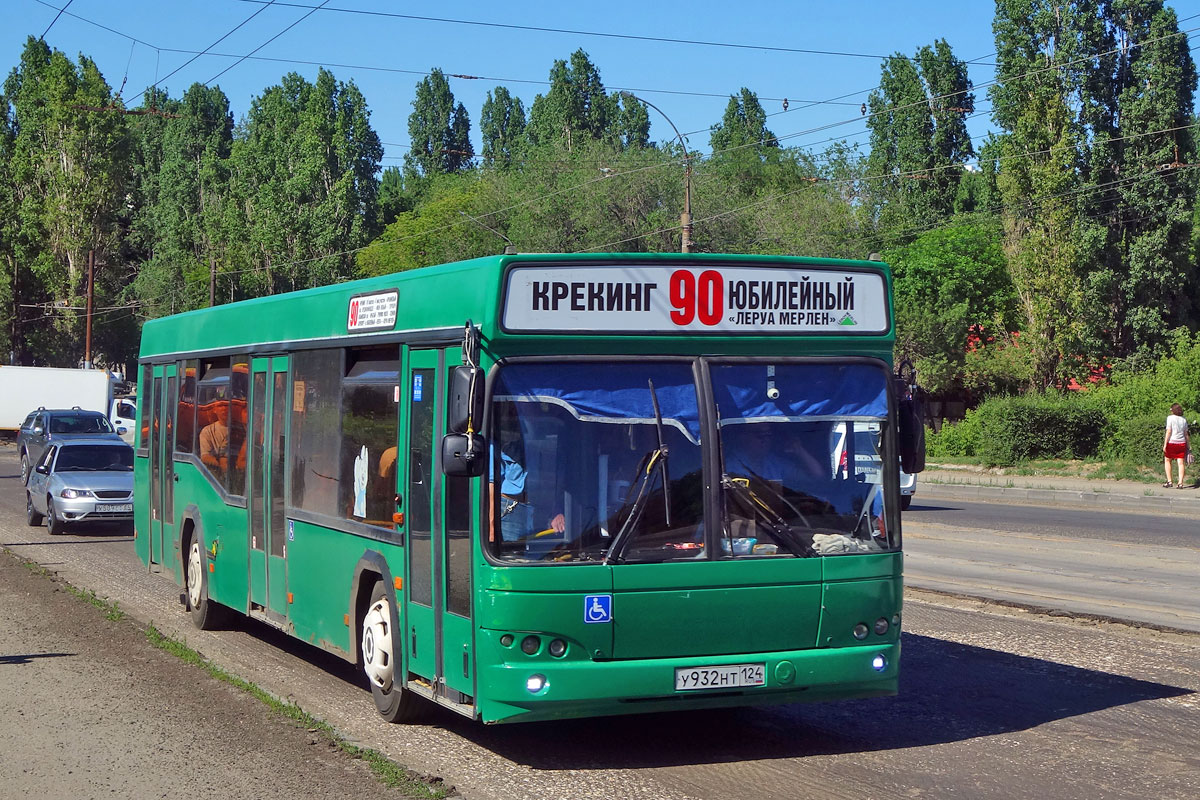 Саратовская область, МАЗ-103.465 № У 932 НТ 124