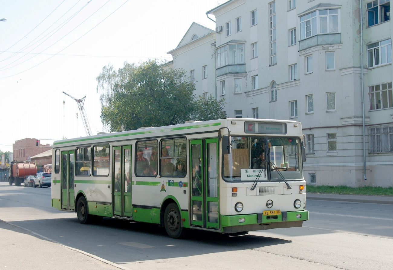 Vologda region, LiAZ-5256.35 № 109