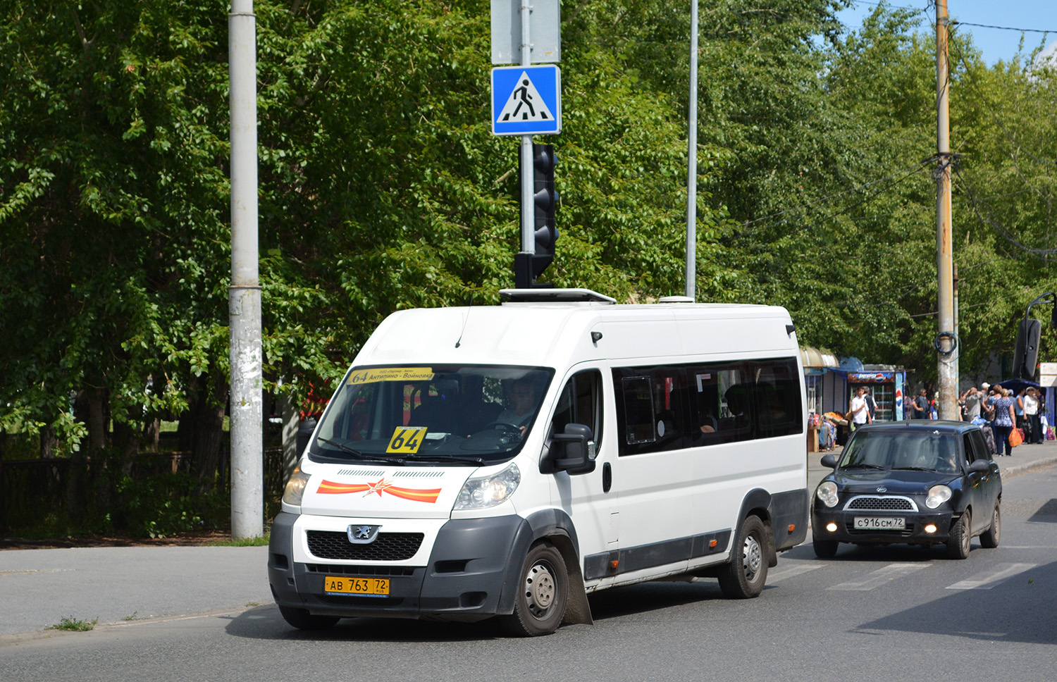 Tumen region, Nizhegorodets-2227SK (Peugeot Boxer) č. АВ 763 72