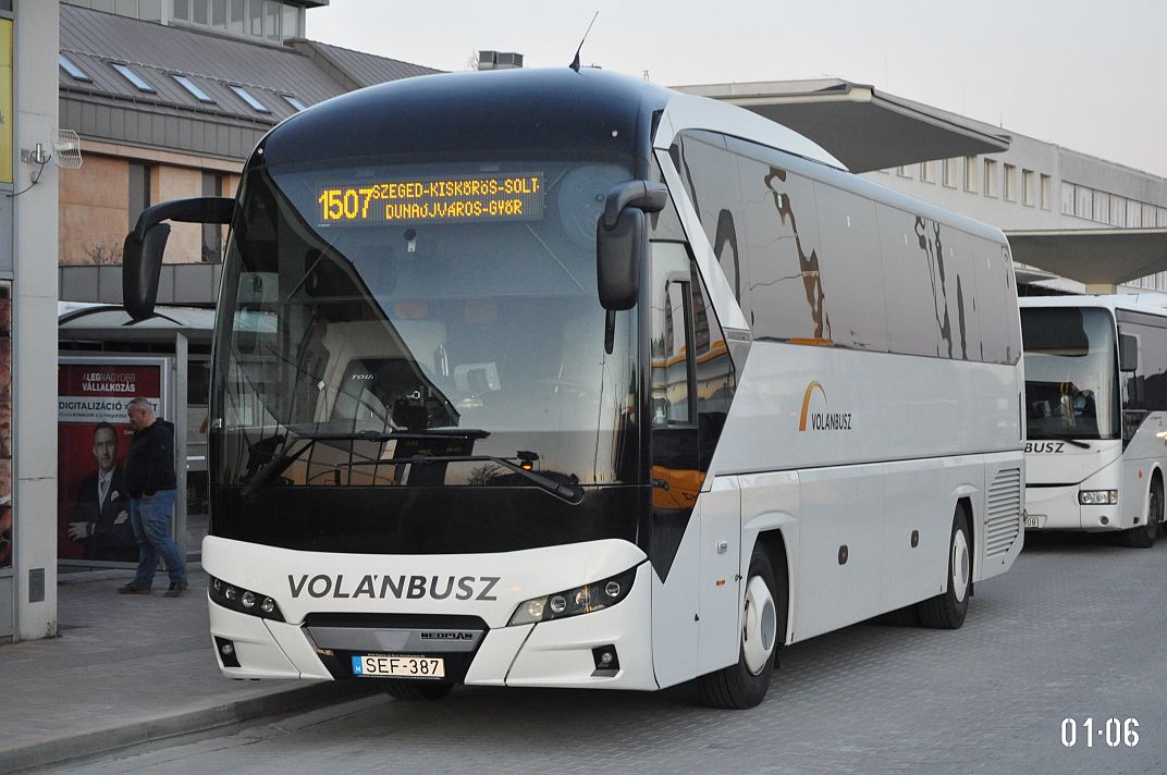Венгрия, Neoplan P21 N2216SHD Tourliner № SEF-387
