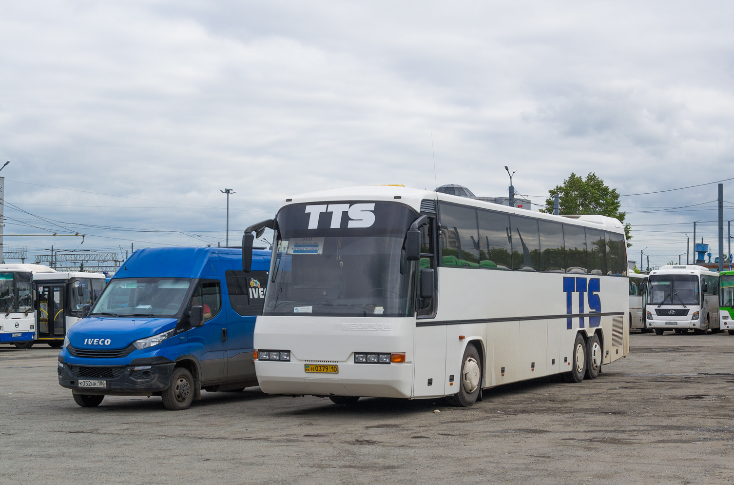 Kostanay province, Neoplan N316/3SHD Transliner Nr. H 0379 10