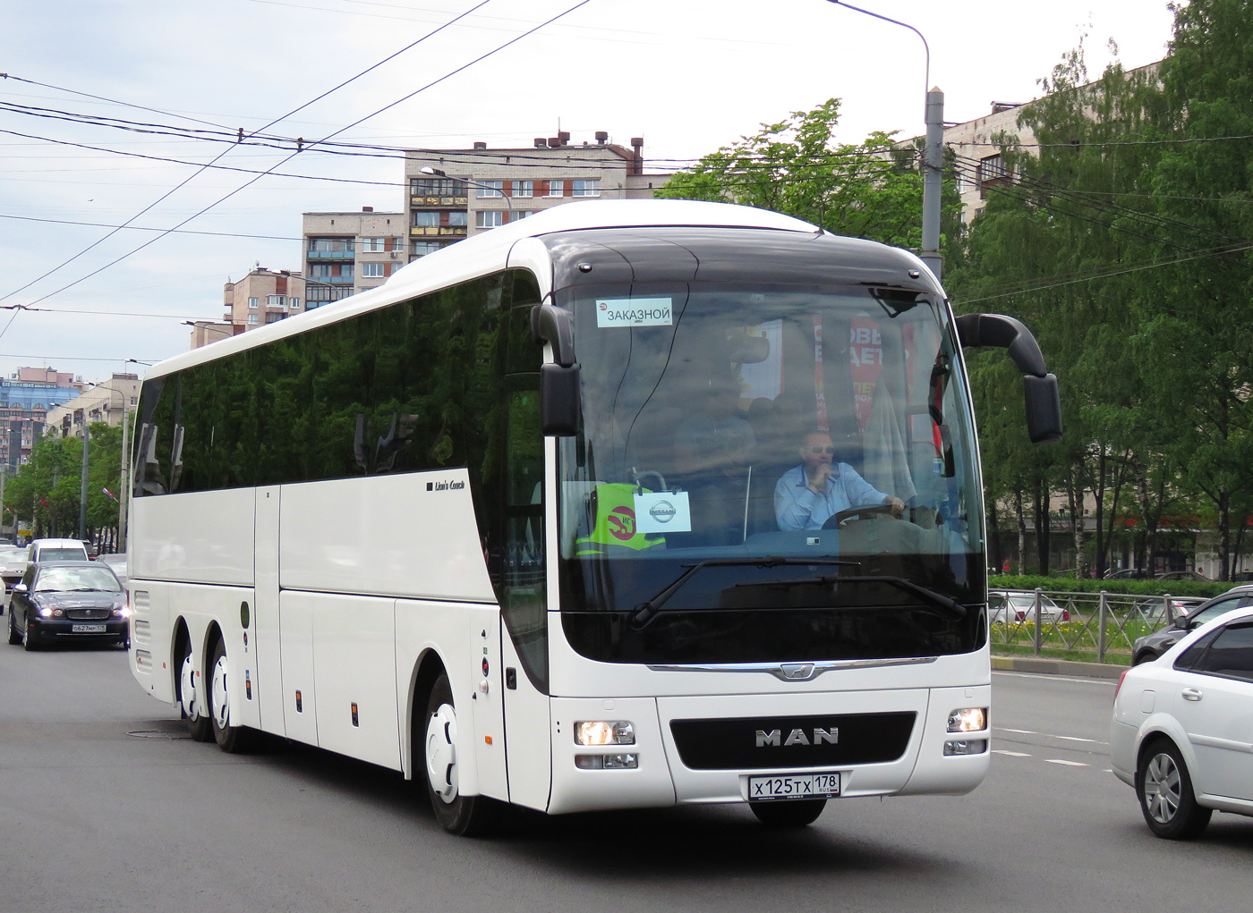 Sankt Petersburg, MAN R08 Lion's Coach L RHC444 L Nr Х 125 ТХ 178