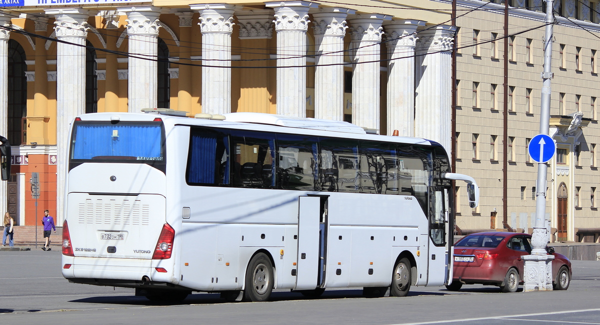 Санкт-Петербург, Yutong ZK6122H9 № В 732 ОН 198