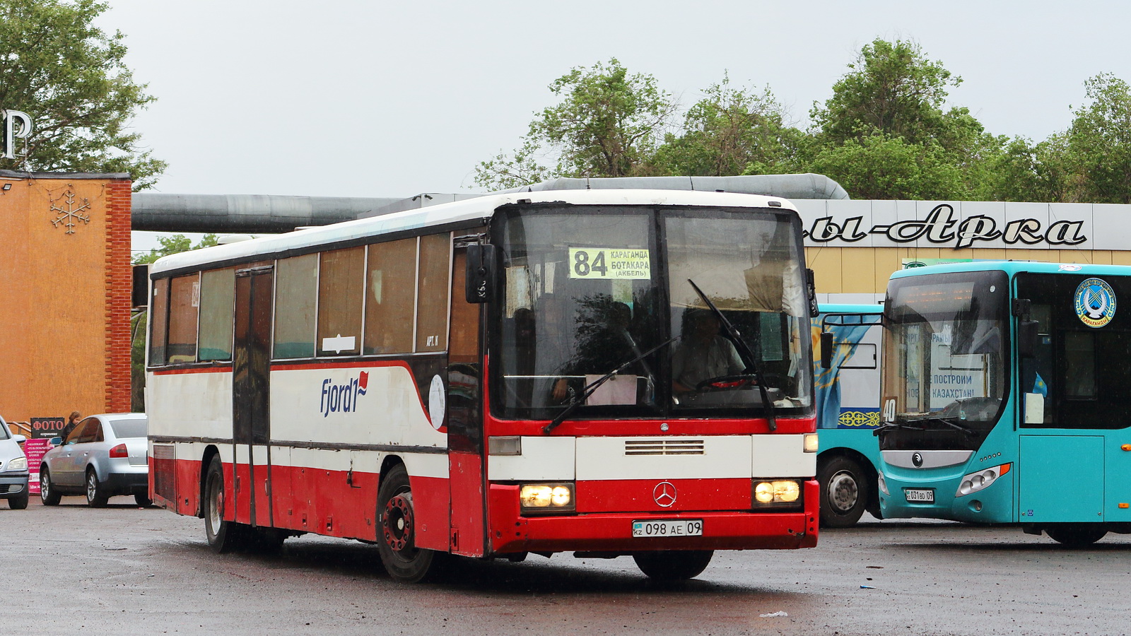 Карагандинская область, Mercedes-Benz O408 № 098 AE 09