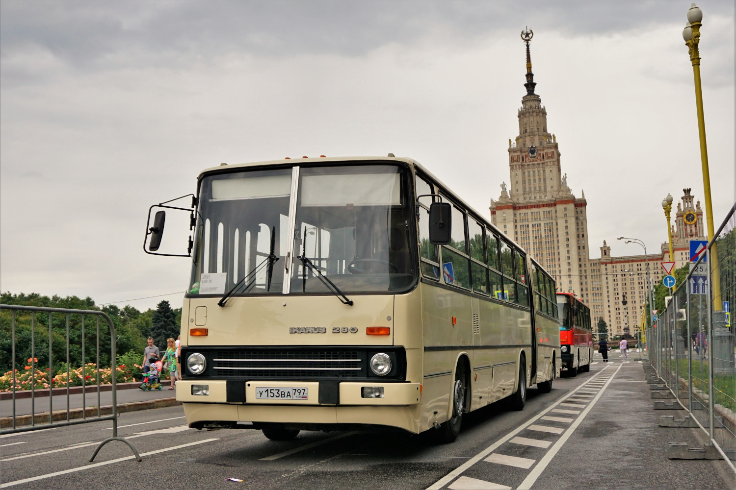 Москва, Ikarus 280.33M № У 153 ВА 797