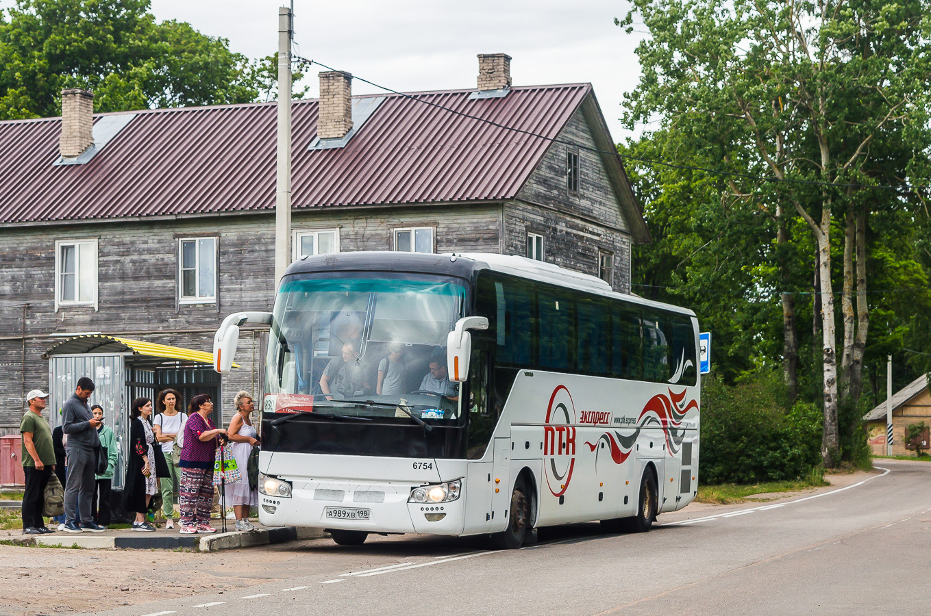 Санкт-Петербург, Yutong ZK6122H9 № n754