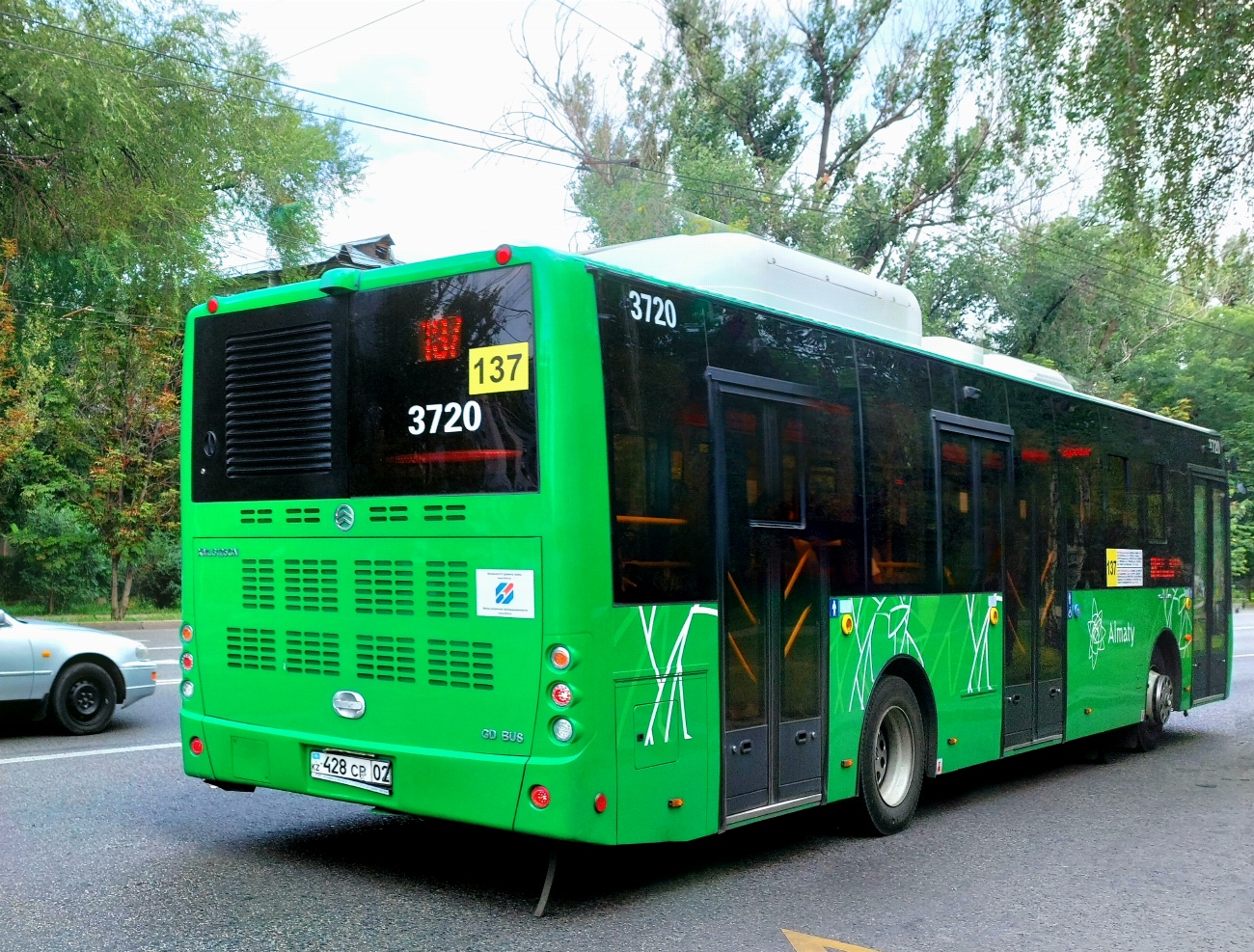 Алматы, Golden Dragon XML6125CN (Hyundai Trans Auto) № 3720