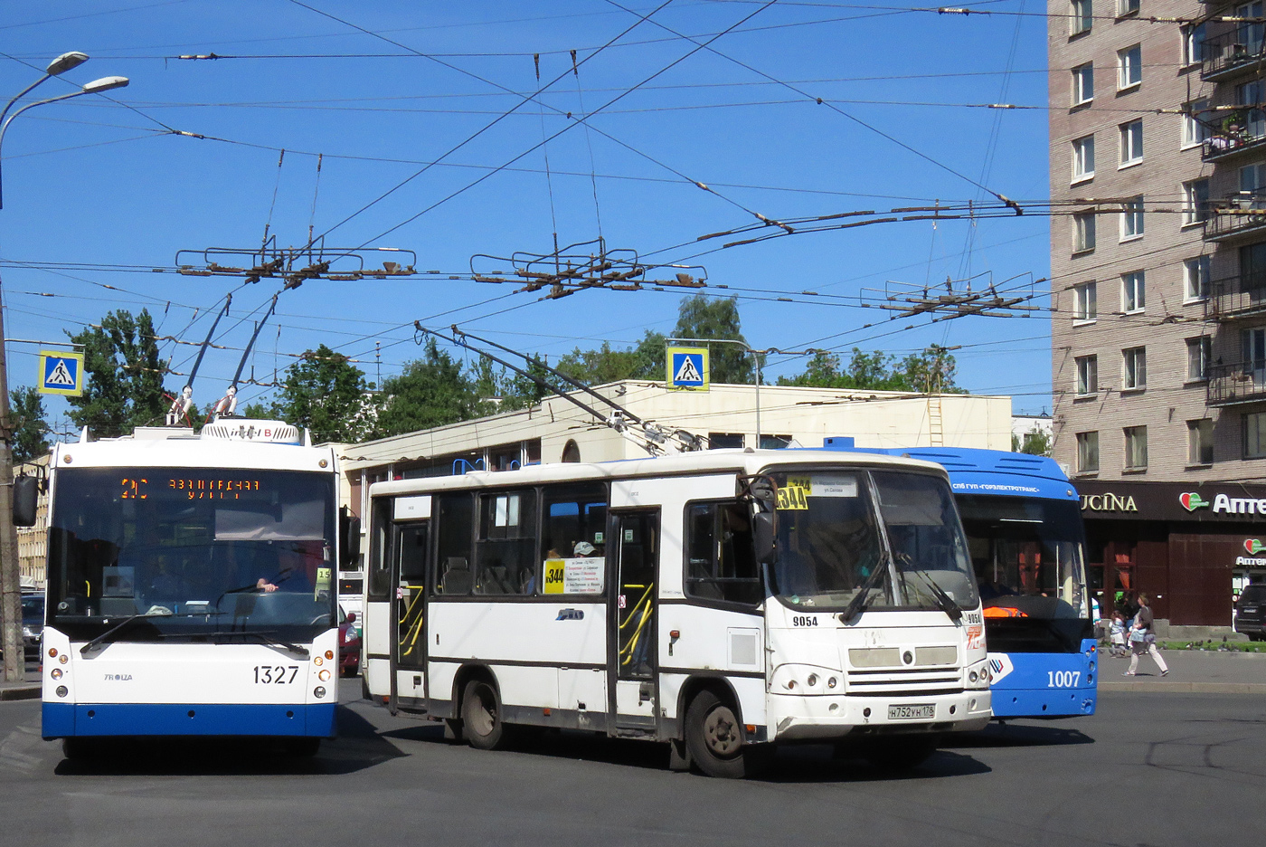 Санкт-Петербург, ПАЗ-320402-05 № 9054