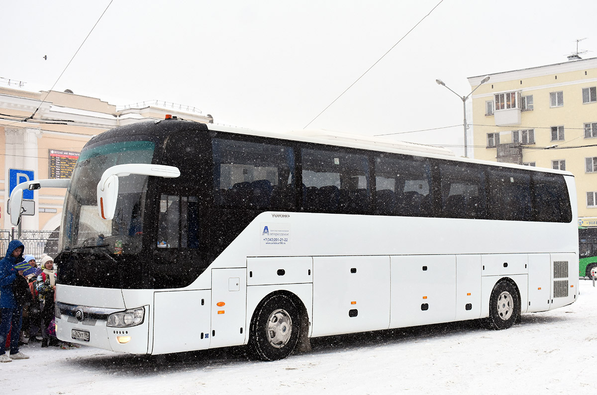 Sverdlovsk region, Yutong ZK6122H9 č. Е 262 УТ 196