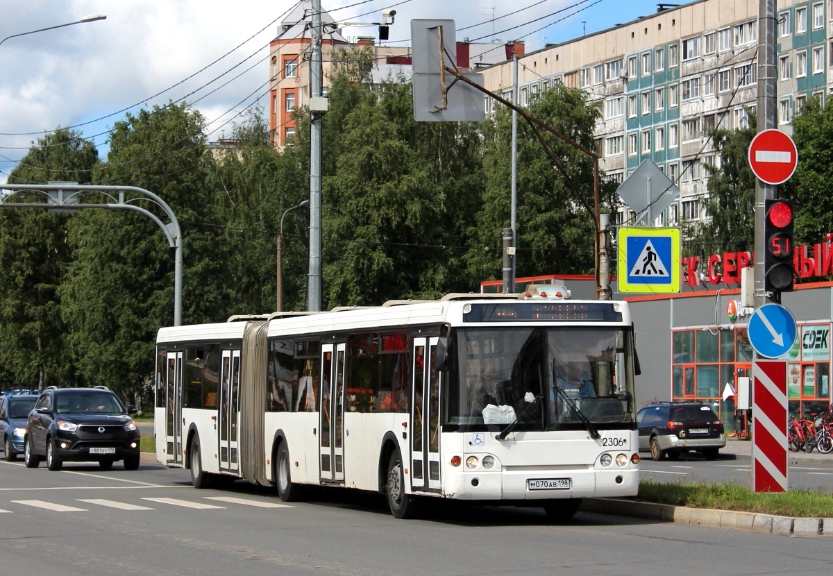 Санкт-Пецярбург, ЛиАЗ-6213.20 № 2306