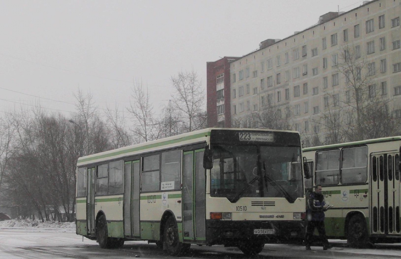 Moskva, Ikarus 415.33 č. 10510