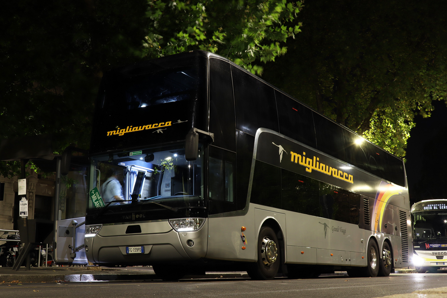 Italy, Van Hool TDX25 Astromega # 118