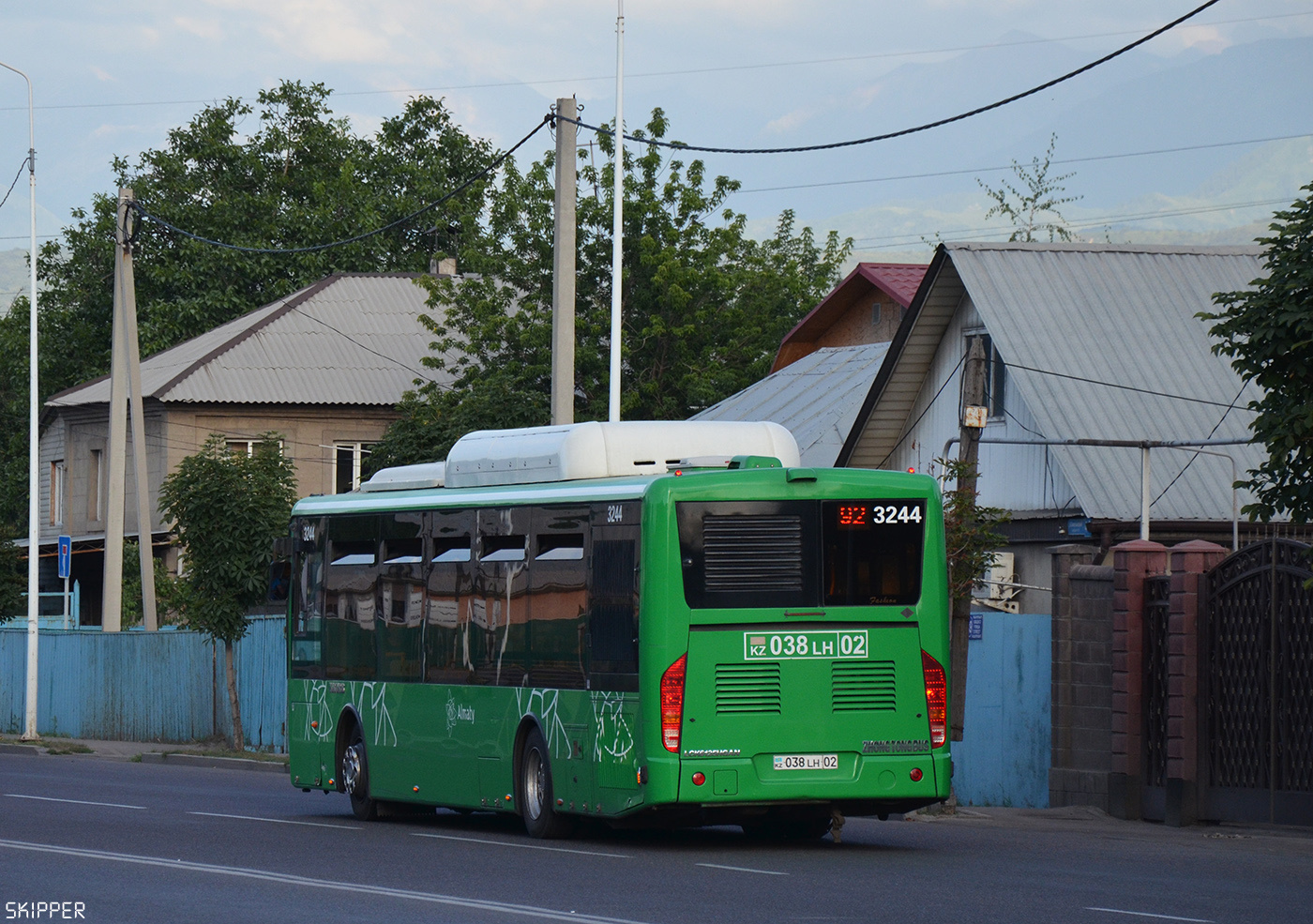 Алматы, Zhong Tong LCK6125HGAN № 3244