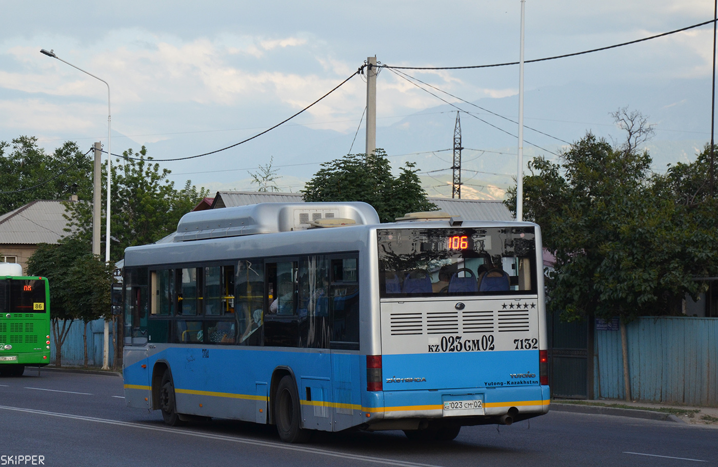 Алматы, Yutong ZK6118HGA № 7132