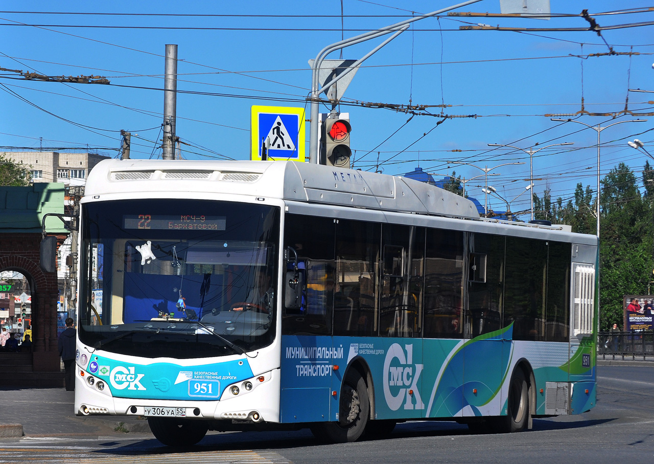 Omsk region, Volgabus-5270.G2 (CNG) # 951